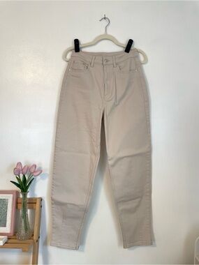 H&M Divided tan high waisted pants with tapered legs size 6